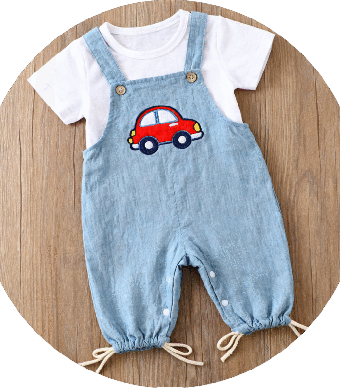 T-shirt and light blue denim